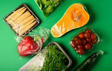 Francuzi nie spakują już warzyw i owoców w plastik